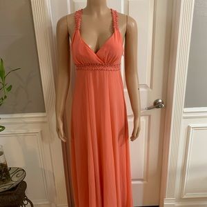 Women’s junior maxi long sleeveless dress size (S)